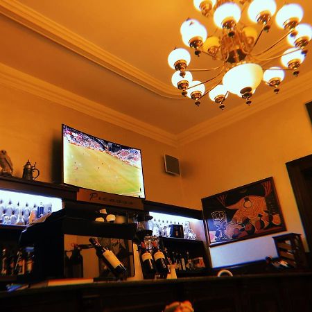 אראד Picasso Boutique Hotel מראה חיצוני תמונה
