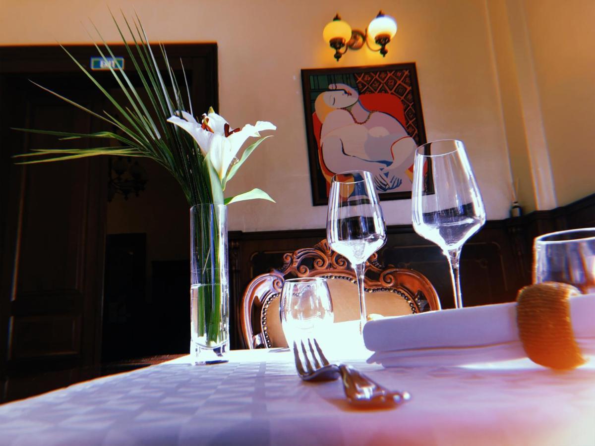 אראד Picasso Boutique Hotel מראה חיצוני תמונה